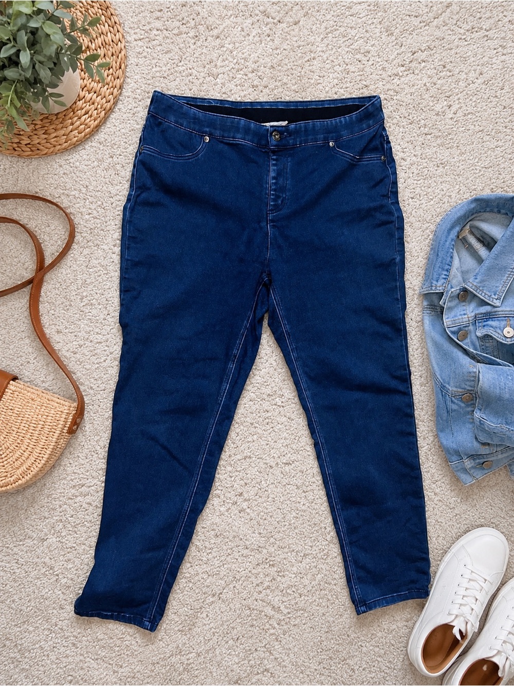 🌟Chico’s Indigo Pull-On Stretch Slim Jeans Elastic Waist Faux Pkt Size 2.5 Short
